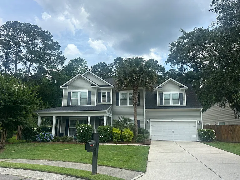 1300 Delong Ct — Photo 1