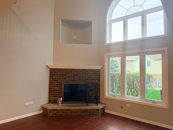 4th image of 19340 Cormoy Ln