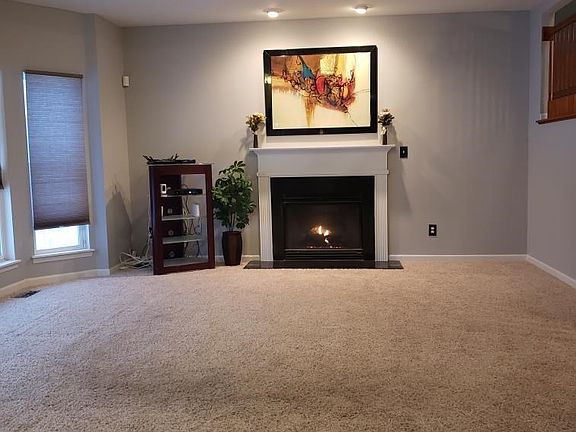 4th image of 4028 Ashbury Crossing Dr