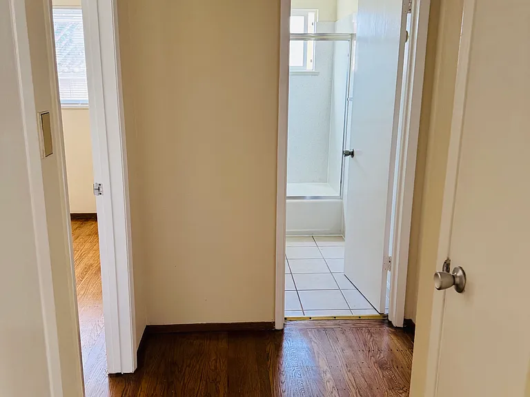 2235 McKinley Ave #2 — Photo 8