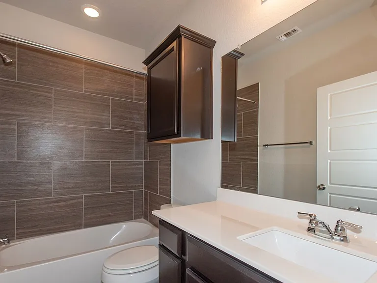 1001 Zodiac Ln #37 — Photo 16