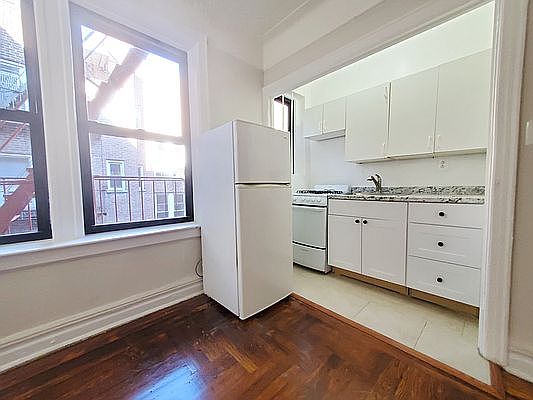 5th image of 41-41 46th St #6D