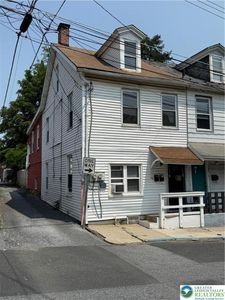 447 Harrison St, Allentown, PA, 18103