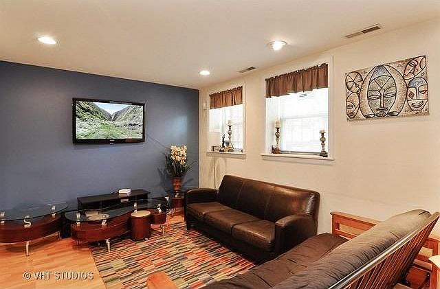 1st image of 1403 W Arthur Ave #P18