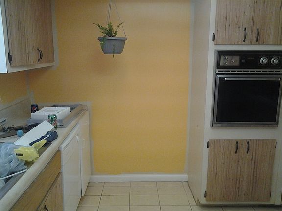 5th image of 613 Grant Ave