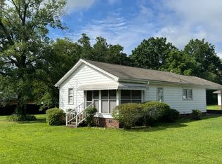 641 Rice St, Calhoun Falls, SC 29628