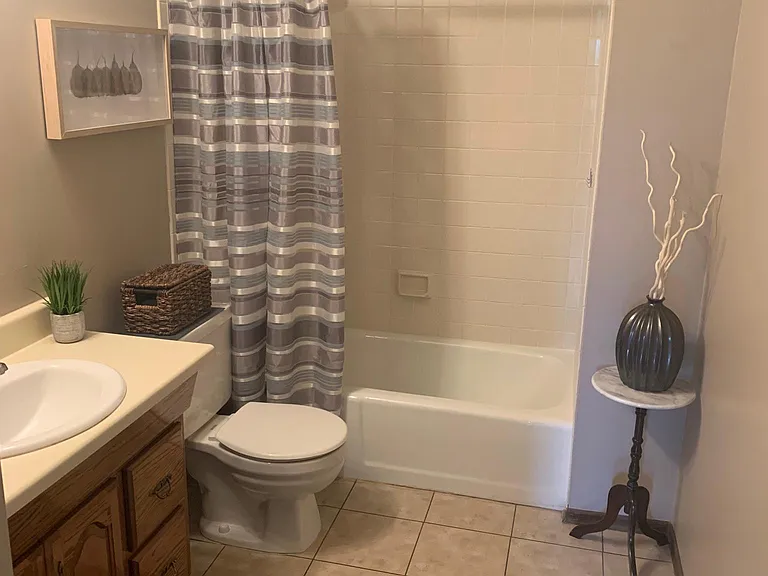 4324 Abbott Rd — Photo 14