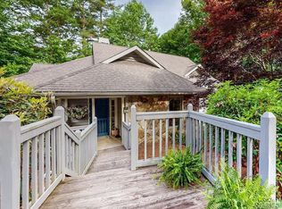 58 River Club Villas Dr #A-58, Sapphire, NC 28774