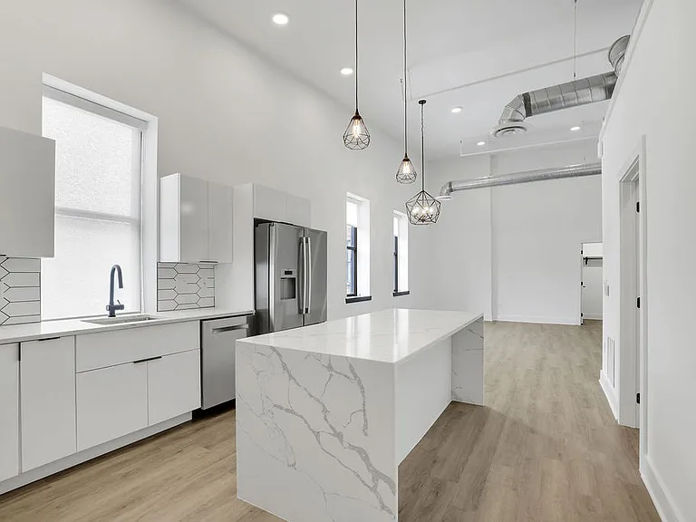 Penthouse 5D Kitchen