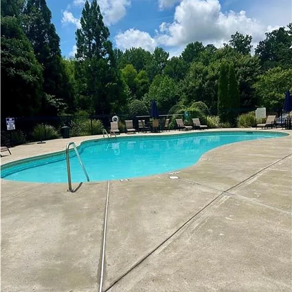 220 Stone Park Dr — Photo 32