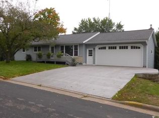 291 E Summit Ave, Ellsworth, WI 54011