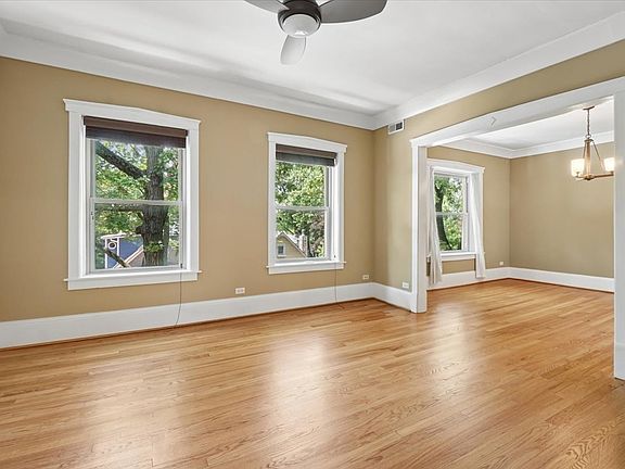 4th image of 7025 N Wolcott Ave #3