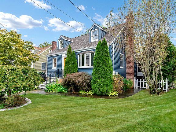 404 Fourth Avenue