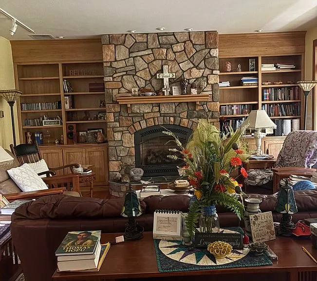 561 Paradise Creek Rd — Photo 24