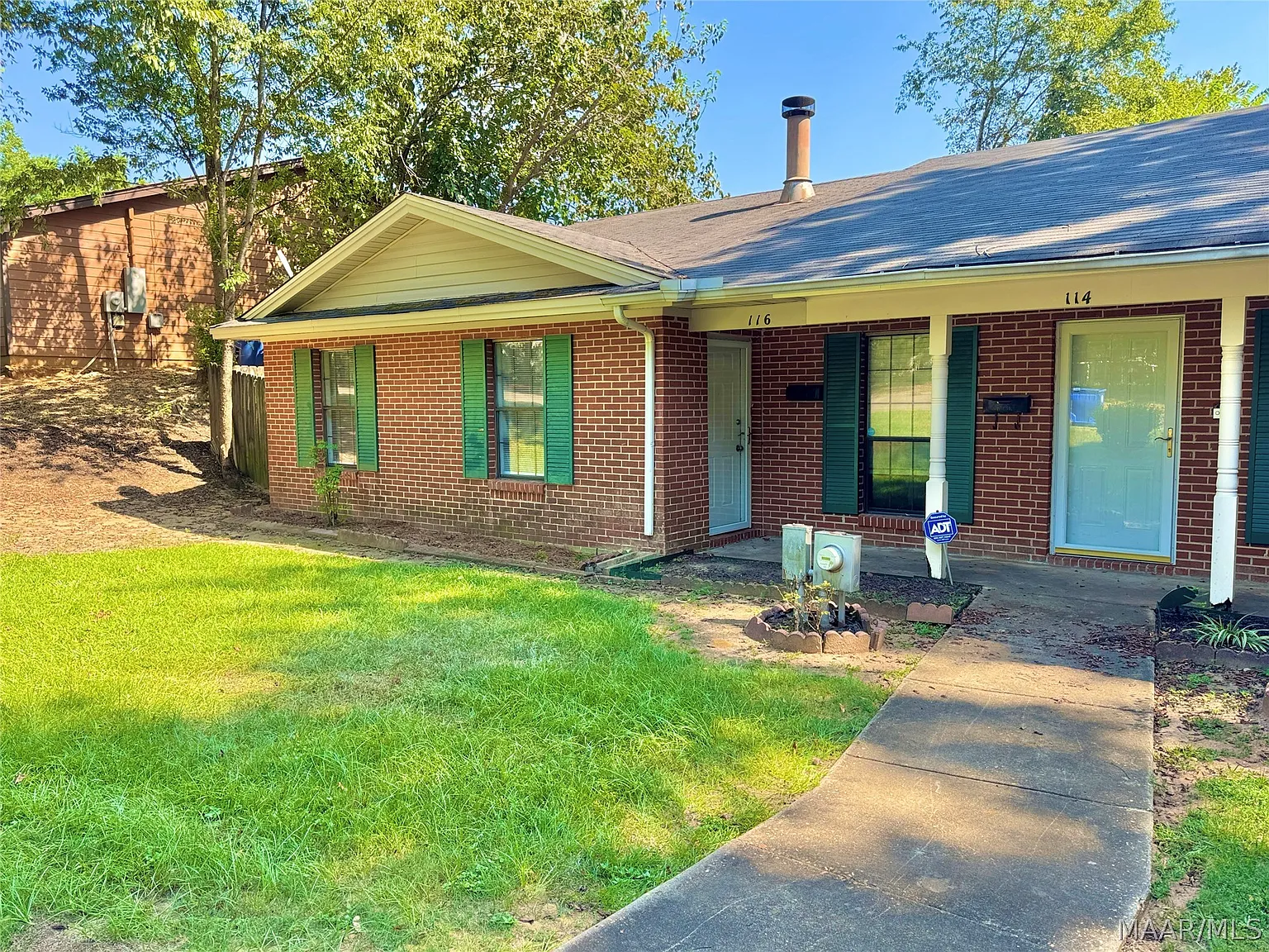 2 bed, 2.0 bath, 968 sqft, $1,195 — Photo 1