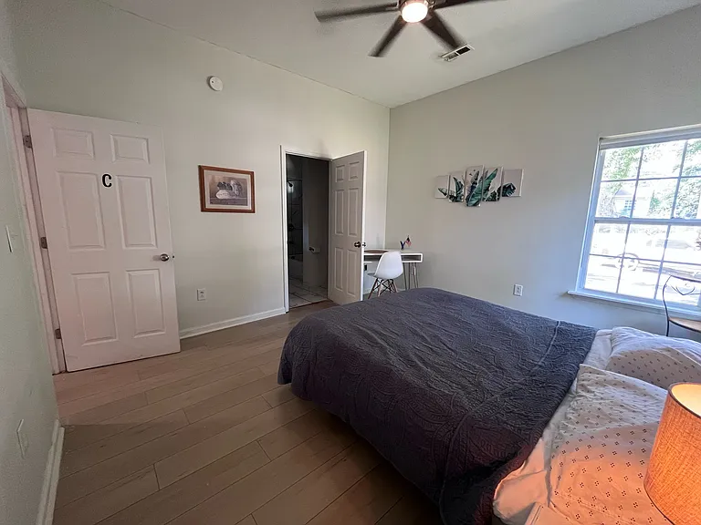 2420 Albion St — Photo 13