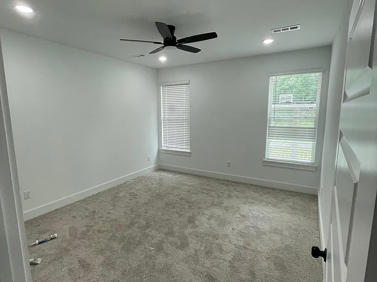4 Ampthill Ln — Photo 16