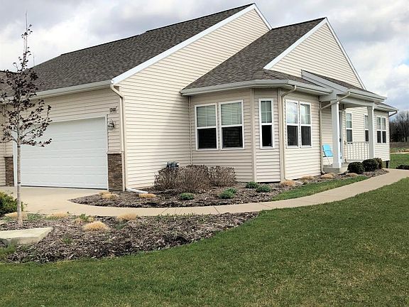 3rd image of 1360 S Village Cir