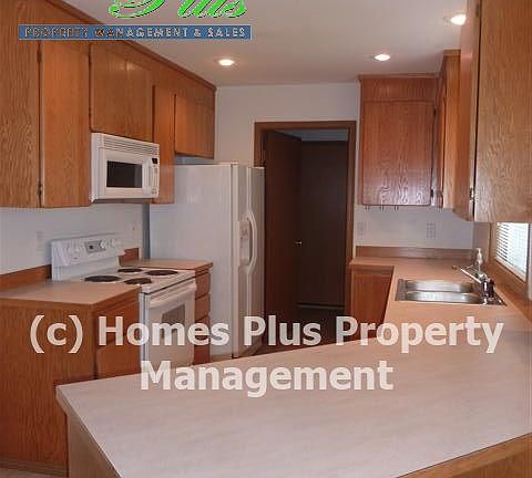 2nd image of 16006 92nd Avenue Ct E