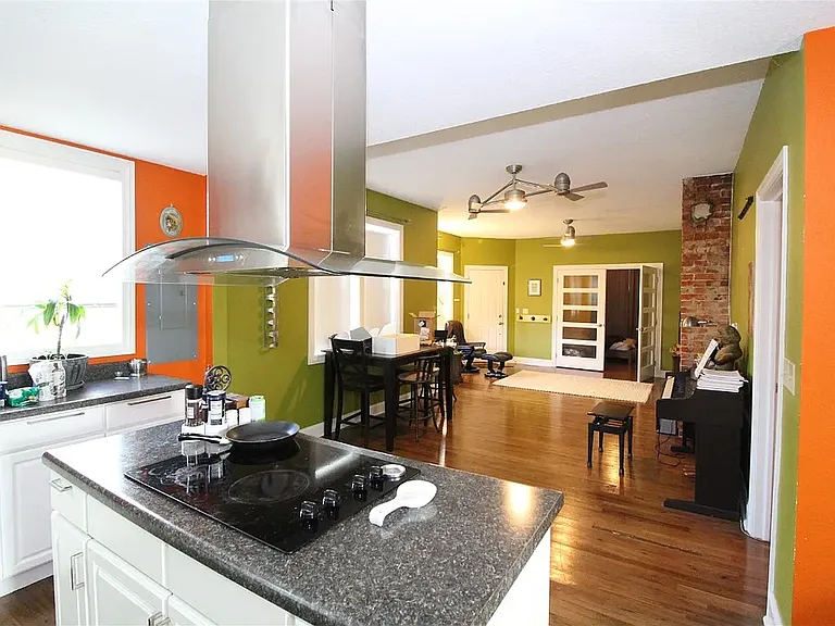 710 2nd Ave SW #A — Photo 7