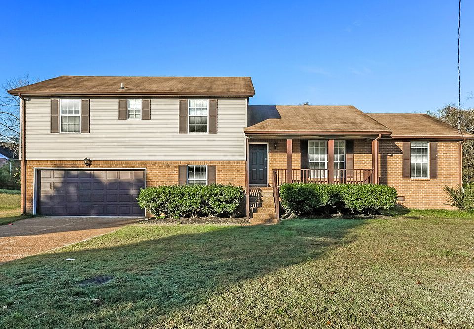 1st image of 376 Clearlake Dr W