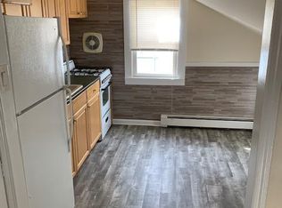 7 Bell Ave, Blue Pt, NY 11715