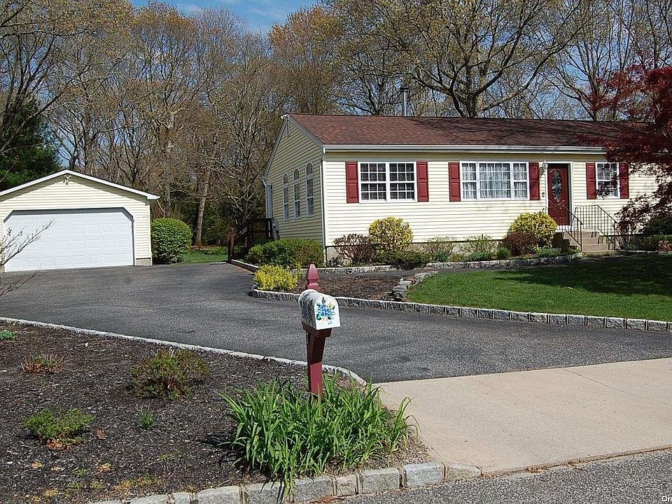 1st image of 17 Williams Street