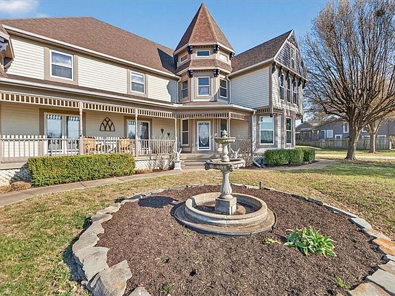 4th image of 15401 Antioch Rd