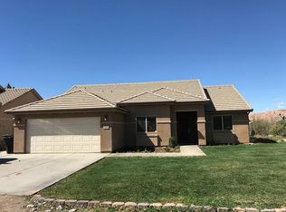 321 S Main St, Bunkerville, NV 89007