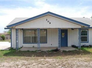 209 Jeffery Dr, Del Rio, TX 78840