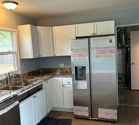 5th image of 200 Flagstaff Ln