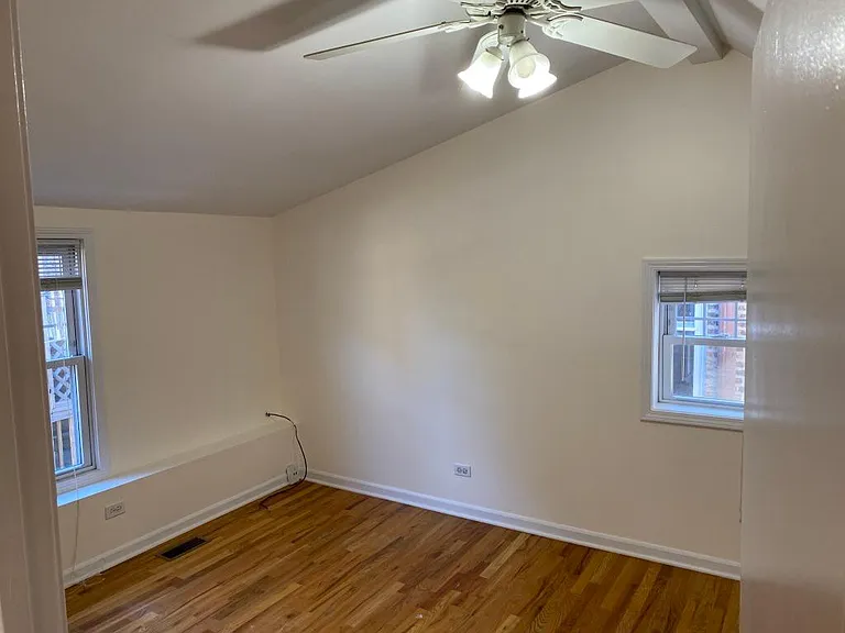 2135 N Leavitt St #2-CH — Photo 10