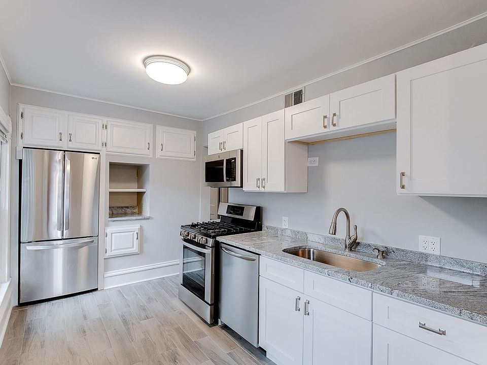 1st image of 3336 Stevens Ave #2