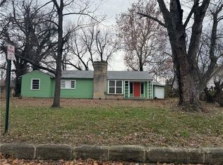 201 E Cottonwood St, Independence, KS 67301