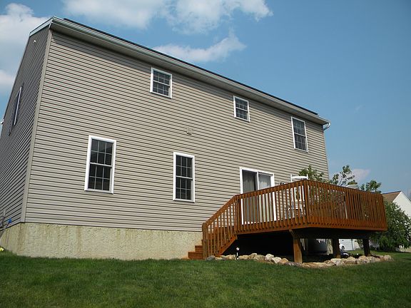 3rd image of 2 Williamsburg Dr #L-0012