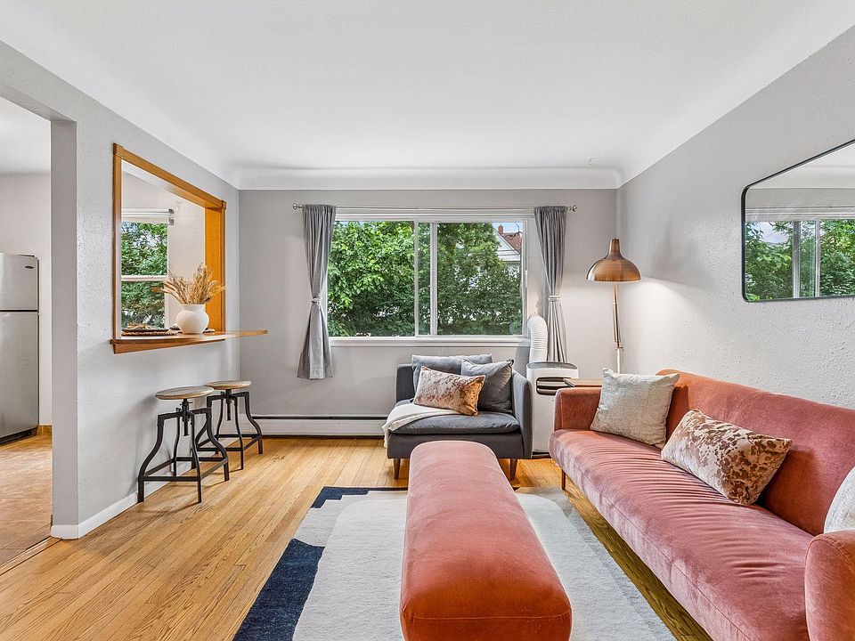 1st image of 656 Ashland Ave APT 7