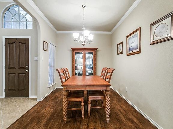 4th image of 7615 Black Willow Ln