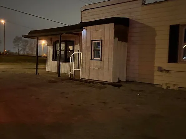 1600 N Main St, Dupo, IL 62239