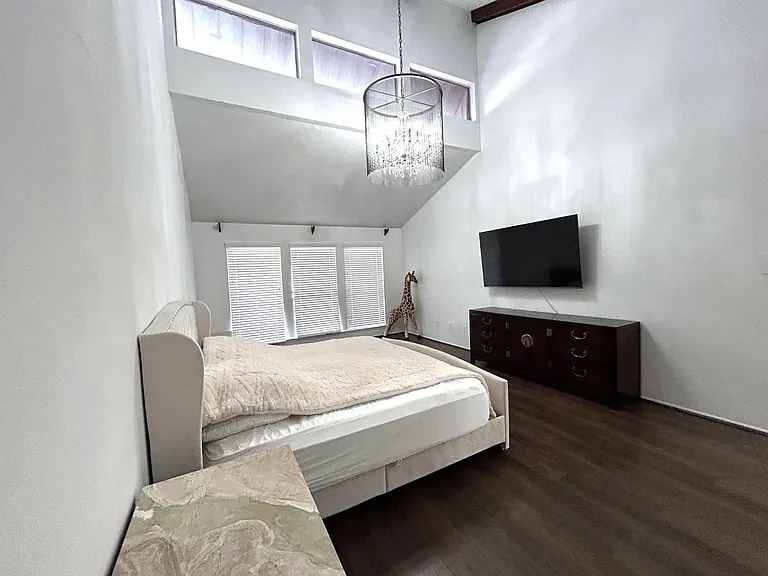 707 Trademark Pl — Photo 22