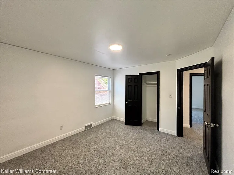 14800 Woodmont Ave — Photo 14