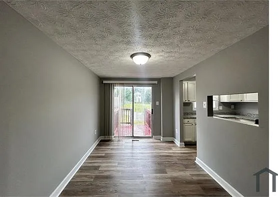 2607 S Paca St — Photo 4