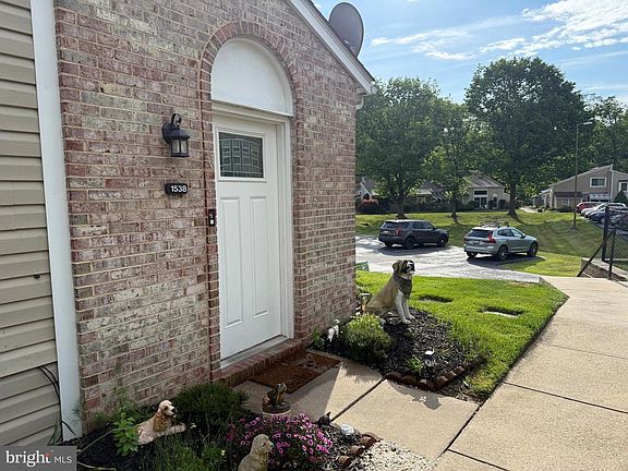 3rd image of 1538 Kensington Dr