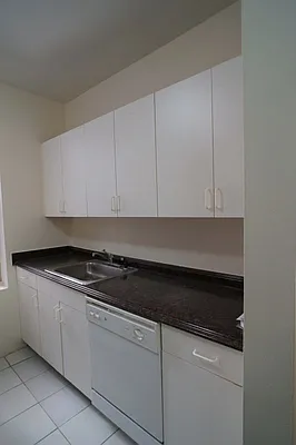 Rented by Bohemia Realty Group | media 5