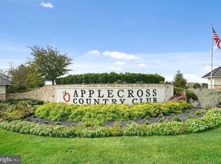 727 N Haines Cir, Downingtown, PA 19335