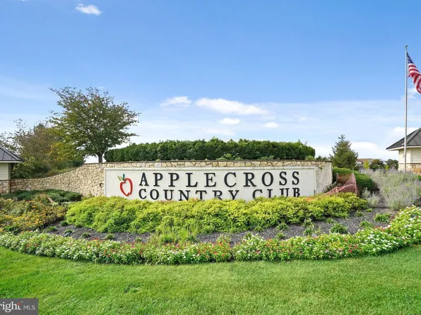 727 N Haines Cir, Downingtown, PA 19335