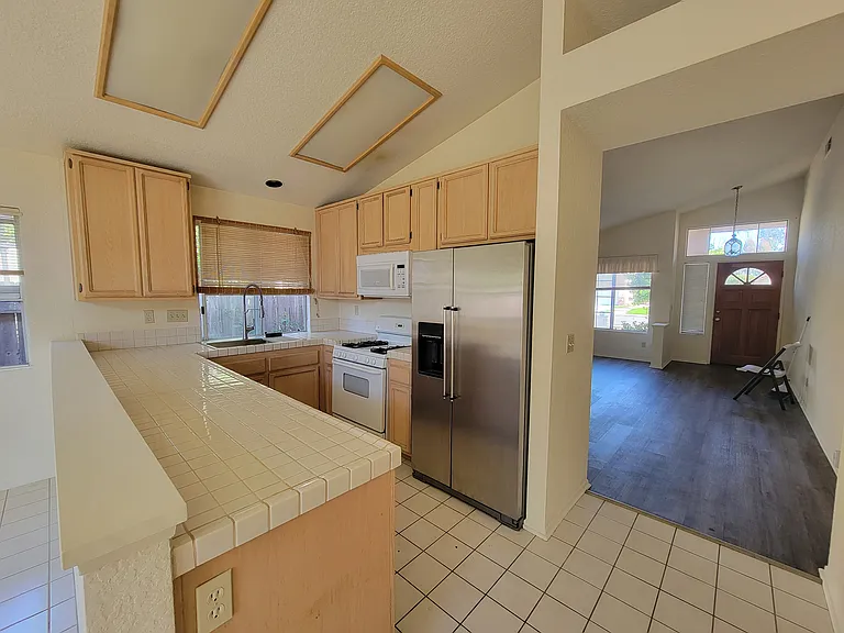 8040 Los Sabalos St — Photo 6