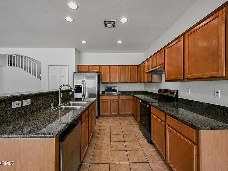 3852 S Eucalyptus Pl — Photo 25