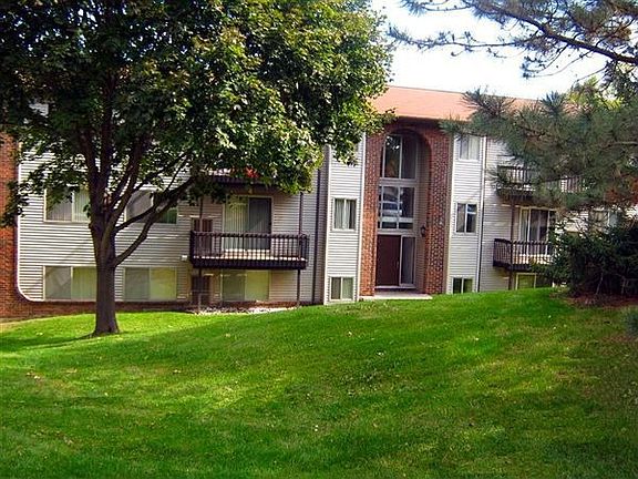 5th image of 170 Leslie Ln APT 244