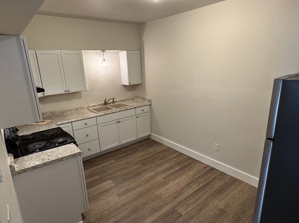 108 W Front St #D