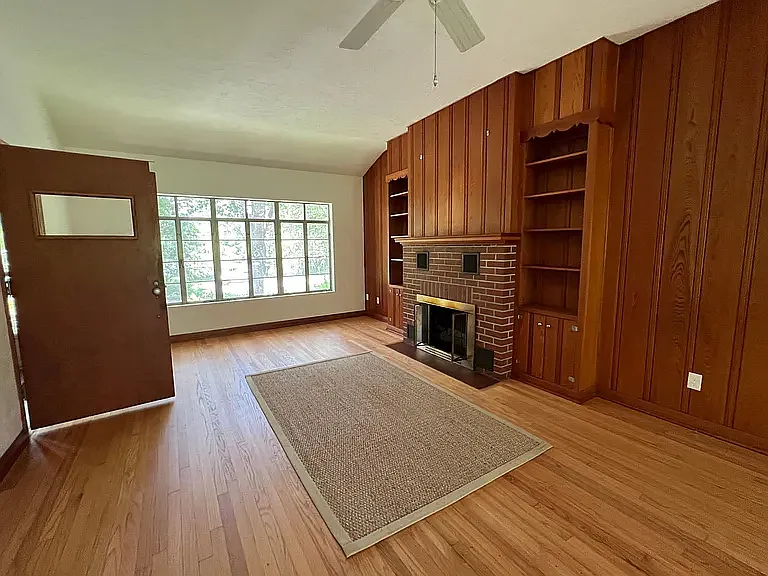 1824 NW 10th Ave — Photo 8
